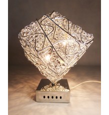 Lampe design en forme de cube